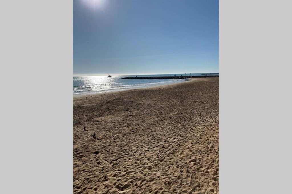 Ferienwohnung Vive La Playa Y La Noche De Sitges Aqui Exterior foto